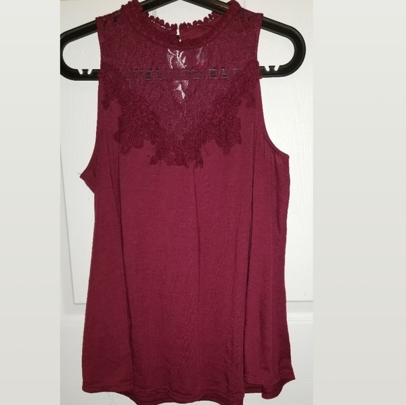 No Boundaries Tops - Ladies keyhole back top